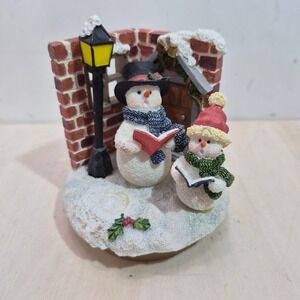 Home Interiors Caroling Snowmen Figurine Christmas Winter Decor Brick Wall Lamp